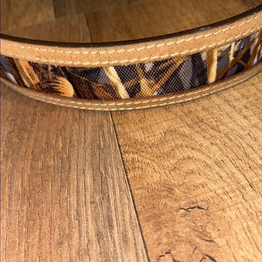 Justin Brand Tan Leather Belt with Camouflage Accent Size 34 Unisex Men or Women - Picture 12 of 13